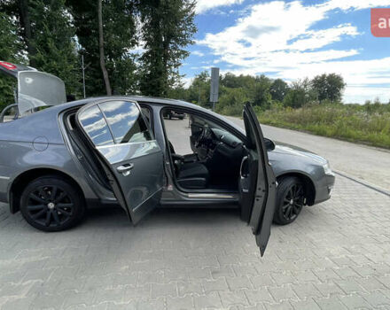 Серый Фольксваген Пассат, объемом двигателя 2 л и пробегом 300 тыс. км за 6500 $, фото 9 на Automoto.ua