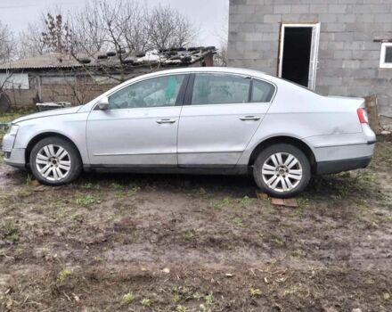 Сірий Фольксваген Пассат, об'ємом двигуна 2 л та пробігом 180 тис. км за 2000 $, фото 3 на Automoto.ua