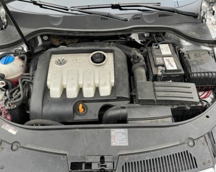 Сірий Фольксваген Пассат, об'ємом двигуна 1.9 л та пробігом 344 тис. км за 3150 $, фото 11 на Automoto.ua