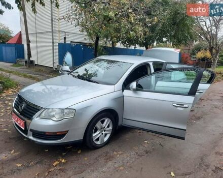 Серый Фольксваген Пассат, объемом двигателя 1.6 л и пробегом 175 тыс. км за 6850 $, фото 73 на Automoto.ua