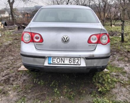 Сірий Фольксваген Пассат, об'ємом двигуна 2 л та пробігом 180 тис. км за 2000 $, фото 1 на Automoto.ua