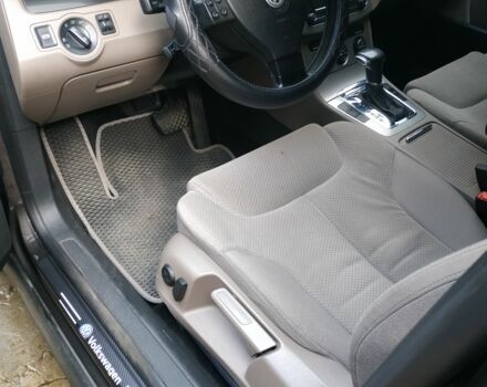 Сірий Фольксваген Пассат, об'ємом двигуна 0 л та пробігом 350 тис. км за 6500 $, фото 8 на Automoto.ua