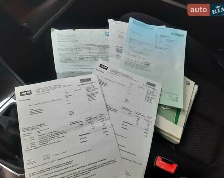 Серый Фольксваген Пассат, объемом двигателя 1.6 л и пробегом 175 тыс. км за 6850 $, фото 96 на Automoto.ua