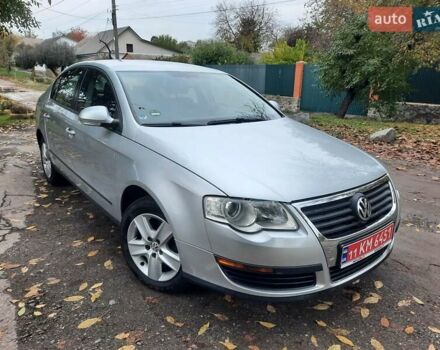 Серый Фольксваген Пассат, объемом двигателя 1.6 л и пробегом 175 тыс. км за 6850 $, фото 7 на Automoto.ua