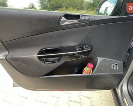 Серый Фольксваген Пассат, объемом двигателя 2 л и пробегом 300 тыс. км за 6500 $, фото 38 на Automoto.ua