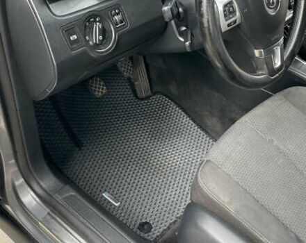 Серый Фольксваген Пассат, объемом двигателя 2 л и пробегом 300 тыс. км за 6500 $, фото 14 на Automoto.ua