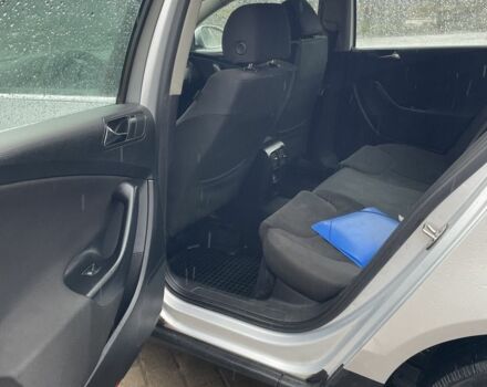 Серый Фольксваген Пассат, объемом двигателя 2 л и пробегом 400 тыс. км за 2444 $, фото 12 на Automoto.ua