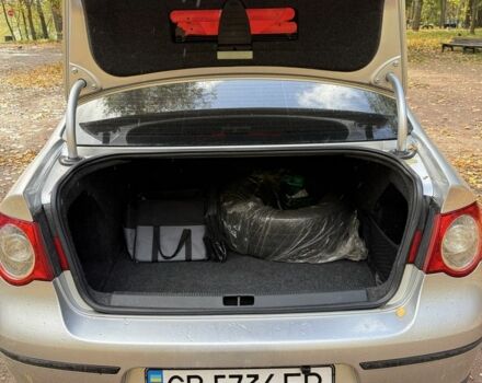 Серый Фольксваген Пассат, объемом двигателя 1.6 л и пробегом 264 тыс. км за 5900 $, фото 17 на Automoto.ua