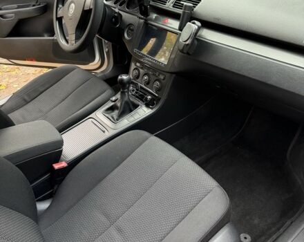 Серый Фольксваген Пассат, объемом двигателя 1.6 л и пробегом 264 тыс. км за 5900 $, фото 14 на Automoto.ua