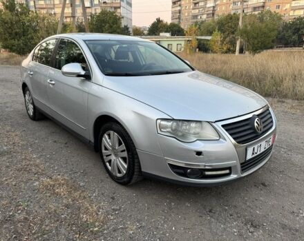 Серый Фольксваген Пассат, объемом двигателя 2 л и пробегом 350 тыс. км за 3100 $, фото 3 на Automoto.ua