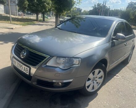 Фольксваген Пассат 2006 в Харькове на Automoto.ua Серый Фольксваген Пассат, объемом двигателя 2 л и пробегом 343 тыс. км за 6700 $, фото 2 на Automoto.ua