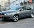 Серый Фольксваген Пассат, объемом двигателя 1.6 л и пробегом 95 тыс. км за 7999 $, фото 1 на Automoto.ua