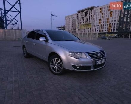 Серый Фольксваген Пассат, объемом двигателя 1.98 л и пробегом 291 тыс. км за 6000 $, фото 1 на Automoto.ua