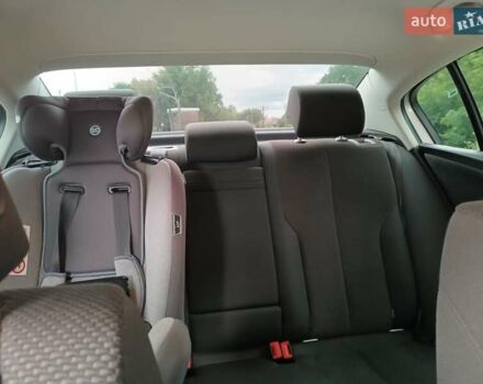 Серый Фольксваген Пассат, объемом двигателя 1.97 л и пробегом 183 тыс. км за 8000 $, фото 11 на Automoto.ua