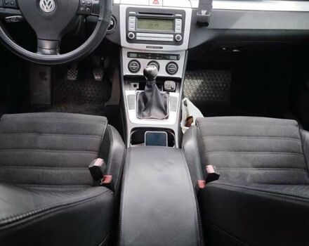 Серый Фольксваген Пассат, объемом двигателя 1.98 л и пробегом 280 тыс. км за 5000 $, фото 1 на Automoto.ua