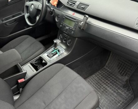 Серый Фольксваген Пассат, объемом двигателя 2 л и пробегом 250 тыс. км за 2900 $, фото 15 на Automoto.ua