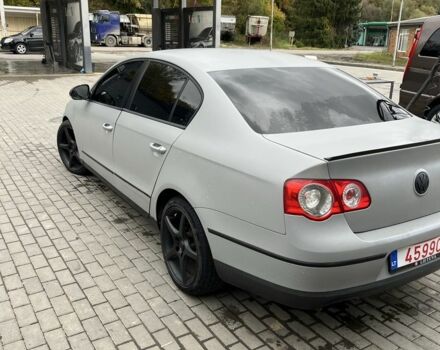 Серый Фольксваген Пассат, объемом двигателя 2 л и пробегом 300 тыс. км за 3400 $, фото 4 на Automoto.ua