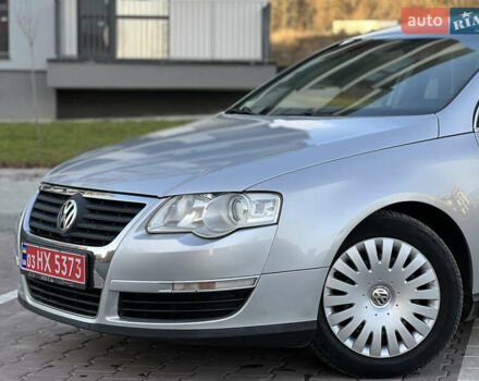Серый Фольксваген Пассат, объемом двигателя 1.6 л и пробегом 227 тыс. км за 5599 $, фото 41 на Automoto.ua
