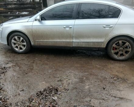 Серый Фольксваген Пассат, объемом двигателя 1.6 л и пробегом 340 тыс. км за 4500 $, фото 2 на Automoto.ua