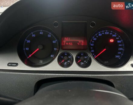 Серый Фольксваген Пассат, объемом двигателя 1.98 л и пробегом 214 тыс. км за 4600 $, фото 9 на Automoto.ua