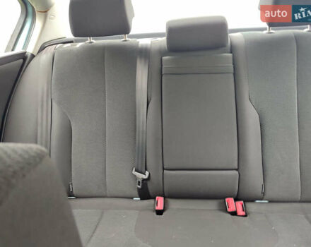 Серый Фольксваген Пассат, объемом двигателя 2 л и пробегом 304 тыс. км за 2300 $, фото 3 на Automoto.ua