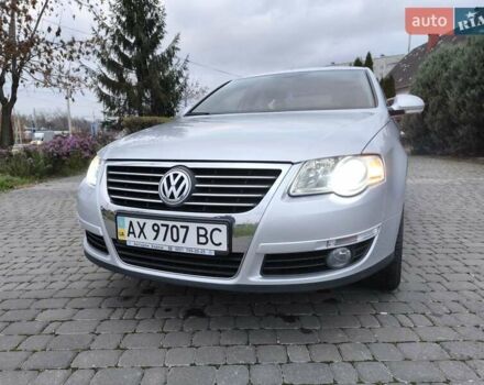 Серый Фольксваген Пассат, объемом двигателя 2 л и пробегом 42 тыс. км за 10000 $, фото 13 на Automoto.ua