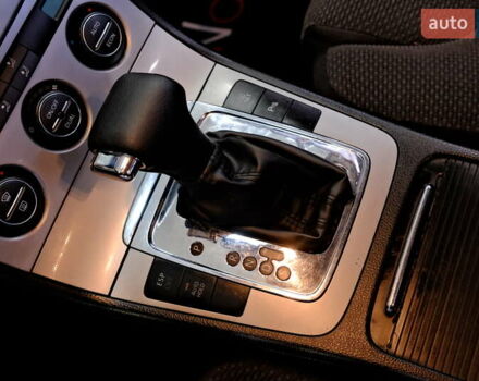 Серый Фольксваген Пассат, объемом двигателя 2 л и пробегом 227 тыс. км за 6900 $, фото 18 на Automoto.ua