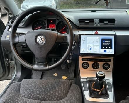 Сірий Фольксваген Пассат, об'ємом двигуна 2 л та пробігом 227 тис. км за 5999 $, фото 11 на Automoto.ua