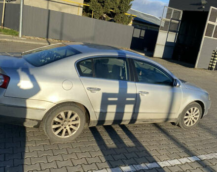 Сірий Фольксваген Пассат, об'ємом двигуна 2 л та пробігом 399 тис. км за 2350 $, фото 2 на Automoto.ua