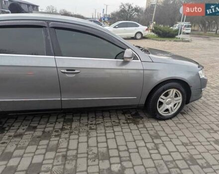 Сірий Фольксваген Пассат, об'ємом двигуна 2 л та пробігом 305 тис. км за 6500 $, фото 1 на Automoto.ua