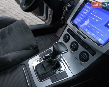 Серый Фольксваген Пассат, объемом двигателя 2 л и пробегом 42 тыс. км за 10000 $, фото 26 на Automoto.ua