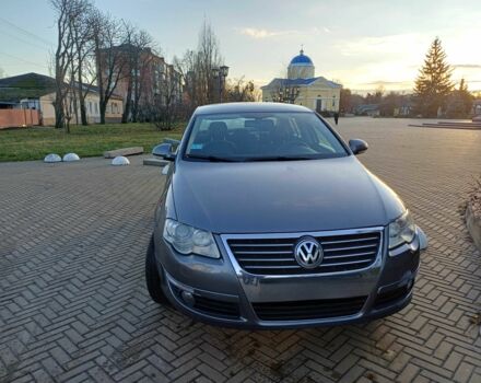 Серый Фольксваген Пассат, объемом двигателя 2 л и пробегом 222 тыс. км за 4300 $, фото 1 на Automoto.ua