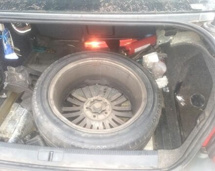 Серый Фольксваген Пассат, объемом двигателя 3 л и пробегом 290 тыс. км за 3200 $, фото 15 на Automoto.ua