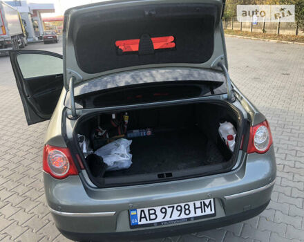 Серый Фольксваген Пассат, объемом двигателя 1.97 л и пробегом 322 тыс. км за 7500 $, фото 8 на Automoto.ua