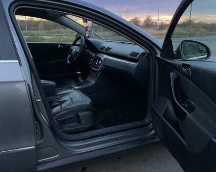 Сірий Фольксваген Пассат, об'ємом двигуна 1.97 л та пробігом 320 тис. км за 5800 $, фото 4 на Automoto.ua