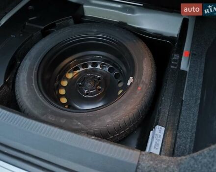 Серый Фольксваген Пассат, объемом двигателя 2 л и пробегом 42 тыс. км за 10000 $, фото 21 на Automoto.ua