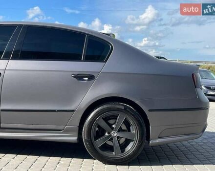 Сірий Фольксваген Пассат, об'ємом двигуна 2 л та пробігом 355 тис. км за 6990 $, фото 4 на Automoto.ua