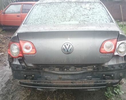 Серый Фольксваген Пассат, объемом двигателя 3 л и пробегом 290 тыс. км за 3200 $, фото 9 на Automoto.ua