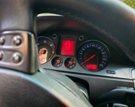 Серый Фольксваген Пассат, объемом двигателя 2 л и пробегом 226 тыс. км за 6300 $, фото 9 на Automoto.ua