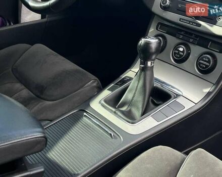 Сірий Фольксваген Пассат, об'ємом двигуна 2 л та пробігом 355 тис. км за 6990 $, фото 17 на Automoto.ua