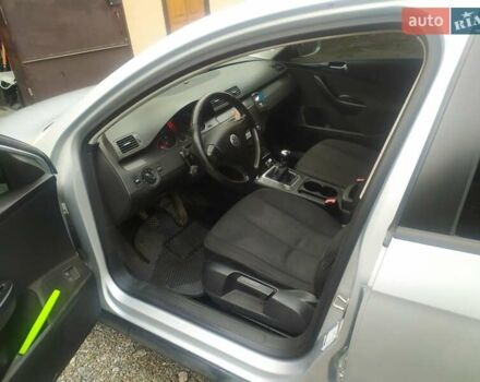 Серый Фольксваген Пассат, объемом двигателя 1.6 л и пробегом 284 тыс. км за 7200 $, фото 3 на Automoto.ua