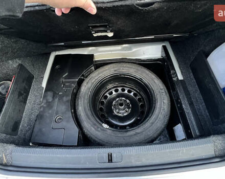 Серый Фольксваген Пассат, объемом двигателя 2 л и пробегом 246 тыс. км за 7000 $, фото 13 на Automoto.ua