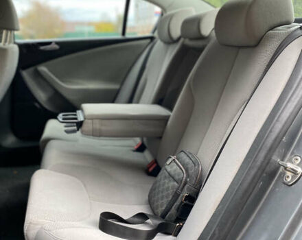 Серый Фольксваген Пассат, объемом двигателя 2 л и пробегом 344 тыс. км за 4999 $, фото 48 на Automoto.ua