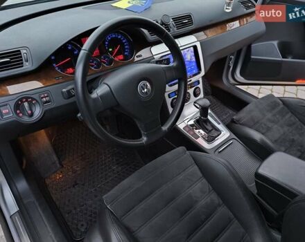 Серый Фольксваген Пассат, объемом двигателя 2 л и пробегом 42 тыс. км за 10000 $, фото 22 на Automoto.ua