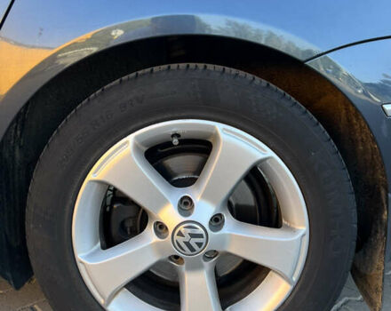 Серый Фольксваген Пассат, объемом двигателя 2 л и пробегом 330 тыс. км за 7400 $, фото 20 на Automoto.ua