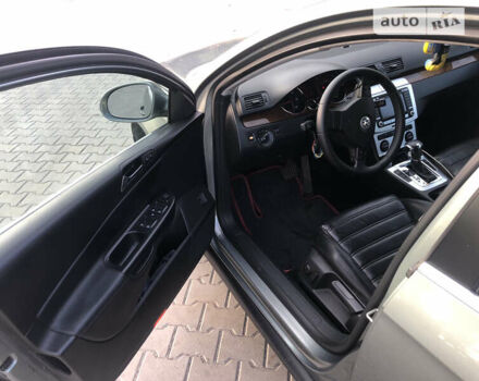 Серый Фольксваген Пассат, объемом двигателя 1.97 л и пробегом 322 тыс. км за 7500 $, фото 7 на Automoto.ua