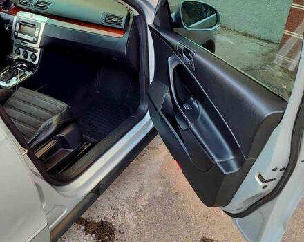 Серый Фольксваген Пассат, объемом двигателя 2 л и пробегом 270 тыс. км за 6100 $, фото 3 на Automoto.ua