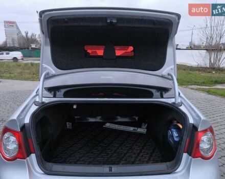 Серый Фольксваген Пассат, объемом двигателя 2 л и пробегом 42 тыс. км за 10000 $, фото 20 на Automoto.ua