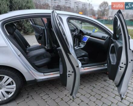 Серый Фольксваген Пассат, объемом двигателя 2 л и пробегом 42 тыс. км за 10000 $, фото 25 на Automoto.ua