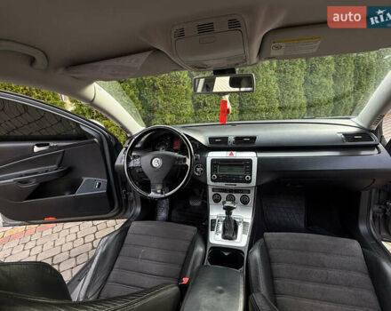 Серый Фольксваген Пассат, объемом двигателя 1.97 л и пробегом 346 тыс. км за 5600 $, фото 30 на Automoto.ua